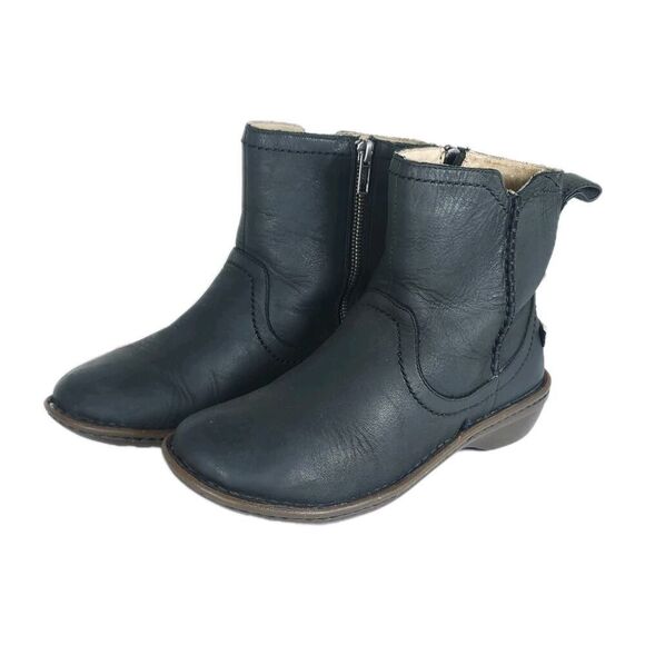 UGG Women's Neevah US6 Black Leather Sheepskin Lined Side Zip Ankle Boots Bootie - Picture 1 of 16